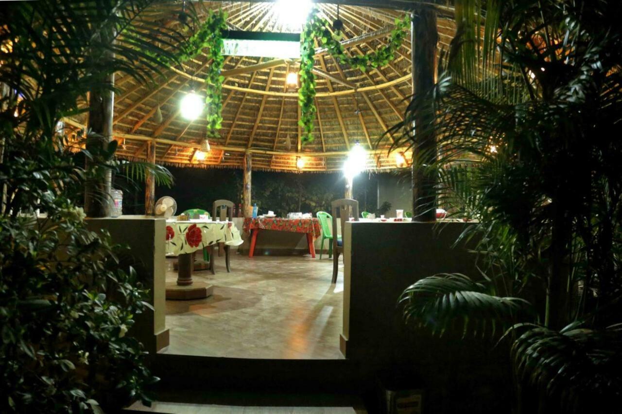 Solitary Nook Gosāba Exterior foto